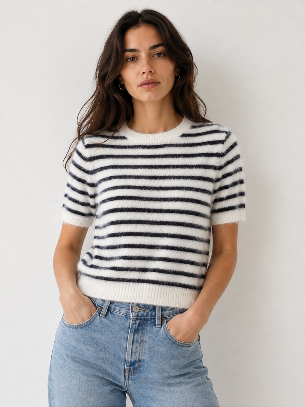 New Without tags: H&M cream and black striped fine knit sweater ~ size medium
